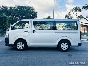 Toyota Hiace 2.8A DX