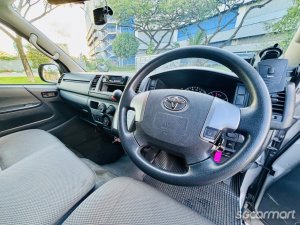 Toyota Hiace 2.8A DX