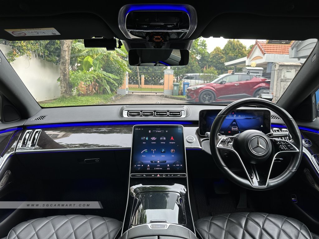 BMW 5 Series 523i Highline - Side Front