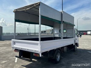 Hino XZU710R