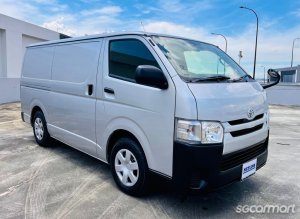 Toyota Hiace 3.0A DX