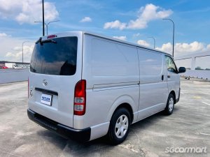 Toyota Hiace 3.0A DX