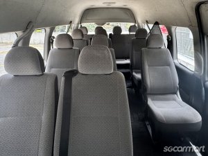 Toyota Hiace Commuter 3.0A GL (COE till 09/2030)