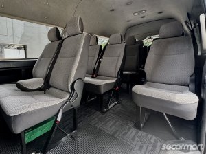 Toyota Hiace Commuter 3.0A GL (COE till 09/2030)