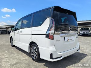 Nissan Serena e-POWER Hybrid 1.2A Highway Star Premium