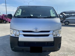Toyota Hiace 3.0A DX