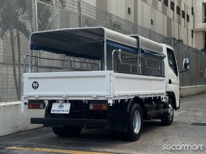 Mitsubishi Fuso Canter FEA01