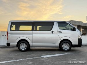 Toyota Hiace 2.8A DX