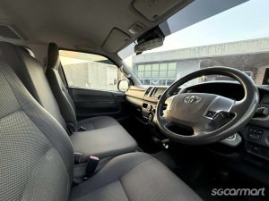 Toyota Hiace 2.8A DX