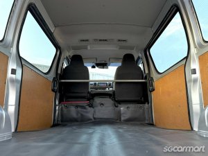 Toyota Hiace 2.8A DX