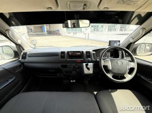 Toyota Hiace 2.8A DX