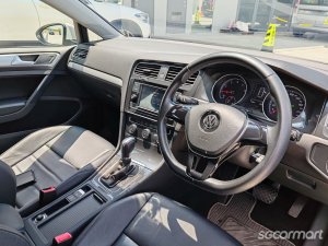 Volkswagen Golf 1.0A TSI Trendline