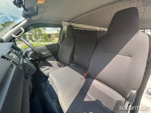 Toyota Hiace 2.0A DX