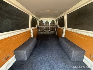 Toyota Hiace 2.0A DX