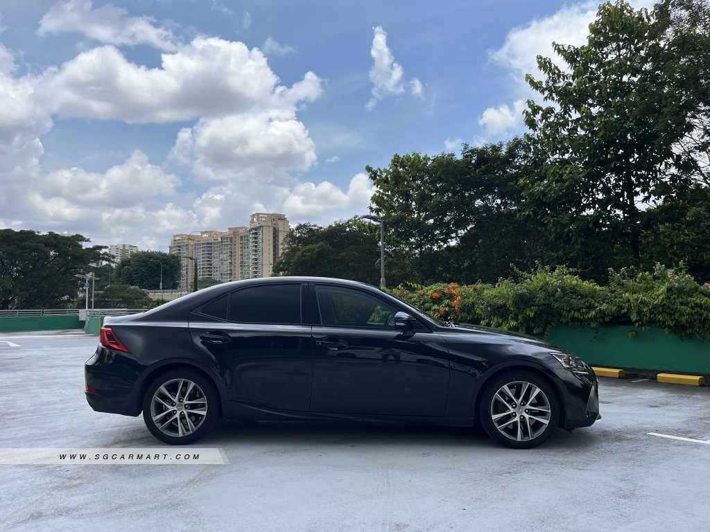 Lexus IS Turbo IS300 Executive
