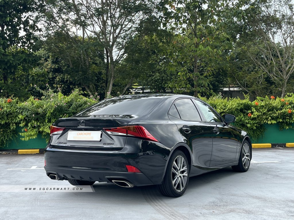 Lexus IS Turbo IS300 Executive