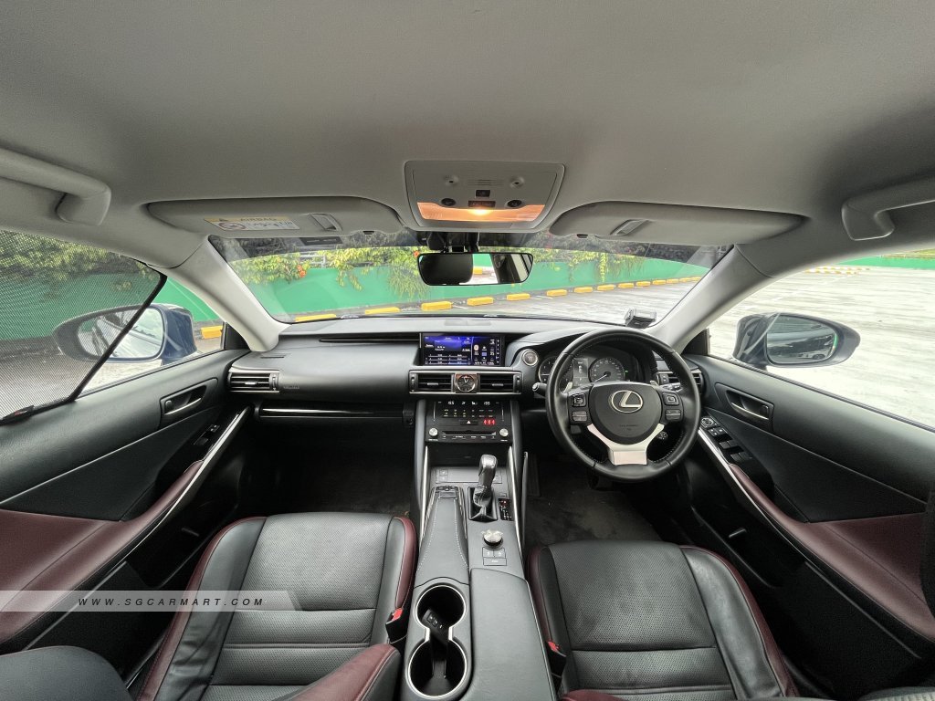 Lexus IS Turbo IS300 Executive