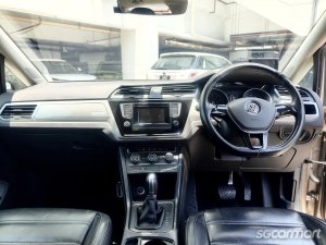 Volkswagen Touran 1.4A TSI Comfortline