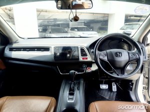 Honda Vezel 1.5A X (New 5-yr COE)