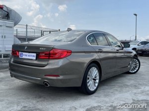 BMW 5 Series 520i