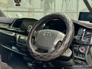 Toyota Hiace Commuter 3.0A GL High Roof (New 5-yr COE)