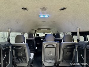 Toyota Hiace Commuter 3.0A GL High Roof (New 5-yr COE)