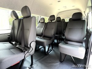Toyota Hiace Commuter 2.8A GL High Roof