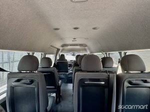 Toyota Hiace Commuter 2.8A GL High Roof