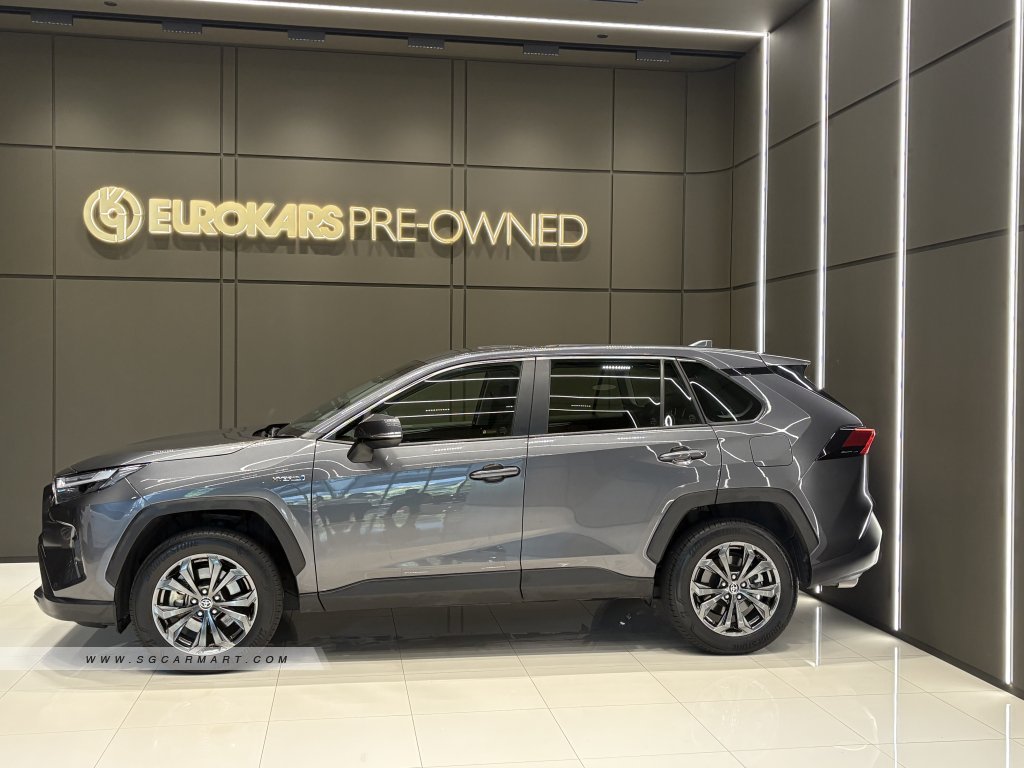 Toyota Rav4 Hybrid 2.5A Premium