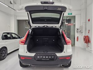 Volvo XC40 T4 R-Design
