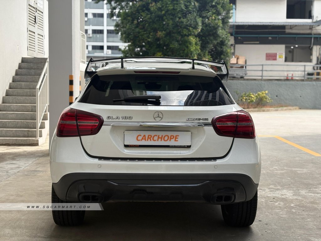 Mercedes-Benz GLA-Class GLA180 Urban Edition