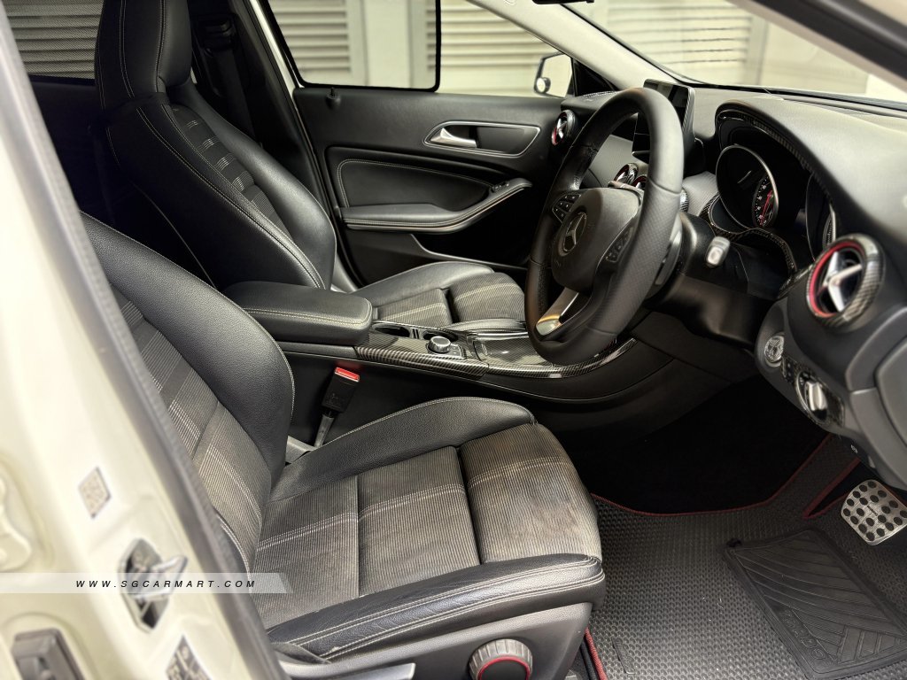 Mercedes-Benz GLA-Class GLA180 Urban Edition