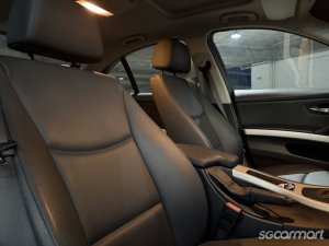 BMW 3 Series 318i (COE till 07/2030)