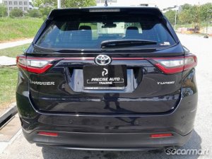 Toyota Harrier Turbo 2.0A G Panoramic Roof