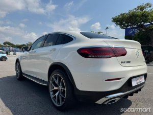 Mercedes-Benz GLC-Class GLC300 Coupe Mild Hybrid AMG Line 4MATIC Premium Plus
