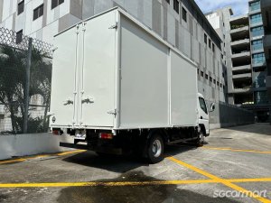 Mitsubishi Fuso Canter FEB71