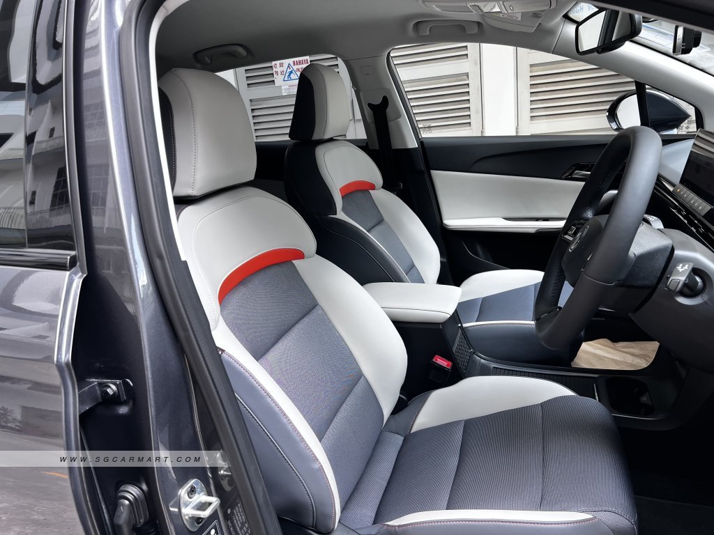 MG 4 Electric Trophy Sport LR