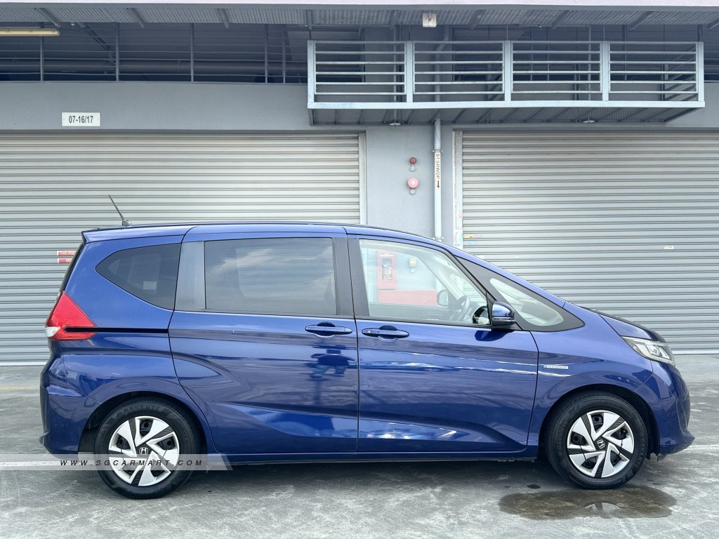 Honda Freed Hybrid 1.5A G