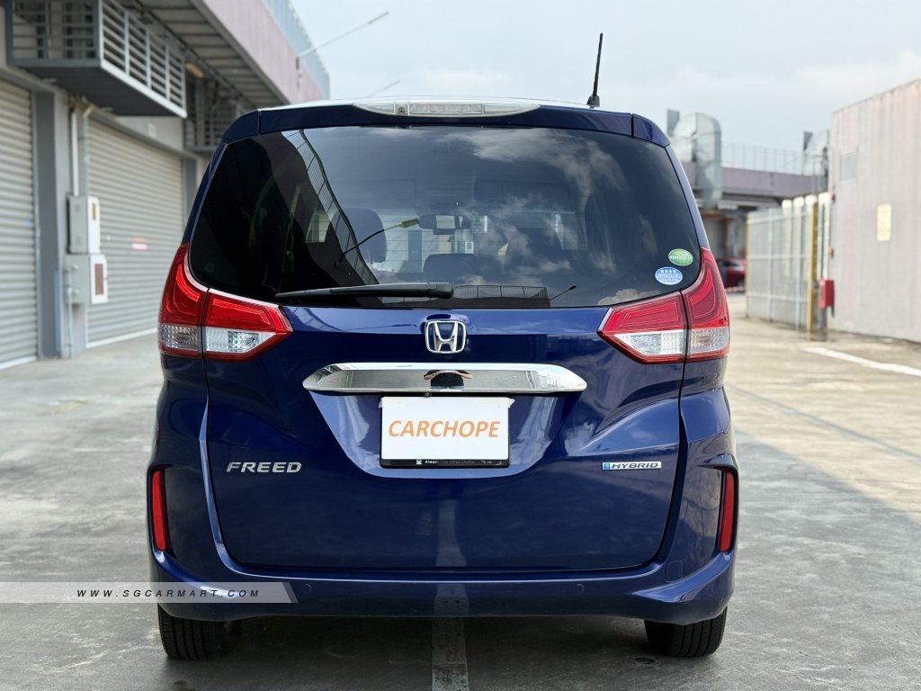 Honda Freed Hybrid 1.5A G