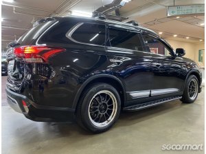 Mitsubishi Outlander 2.0A