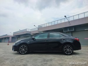 Toyota Corolla Altis 1.6A Elegance