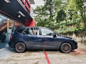 Kia Carens 2.0A (COE till 11/2027)