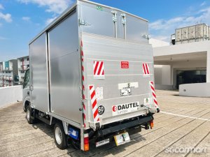 Hino Dutro 2.8A