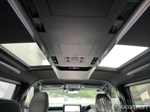 Toyota Alphard Hybrid 2.5A Z