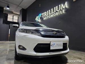 Toyota Harrier 2.0A Premium Panoramic Roof