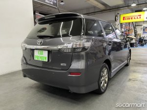 Toyota Wish 1.8A Elegance