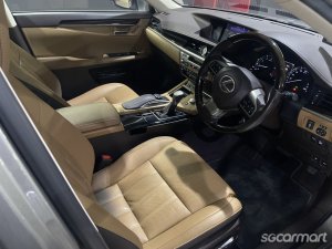 Lexus ES250 Luxury Sunroof