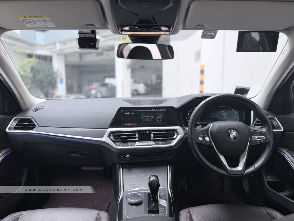 BMW 3 Series 320i Highline
