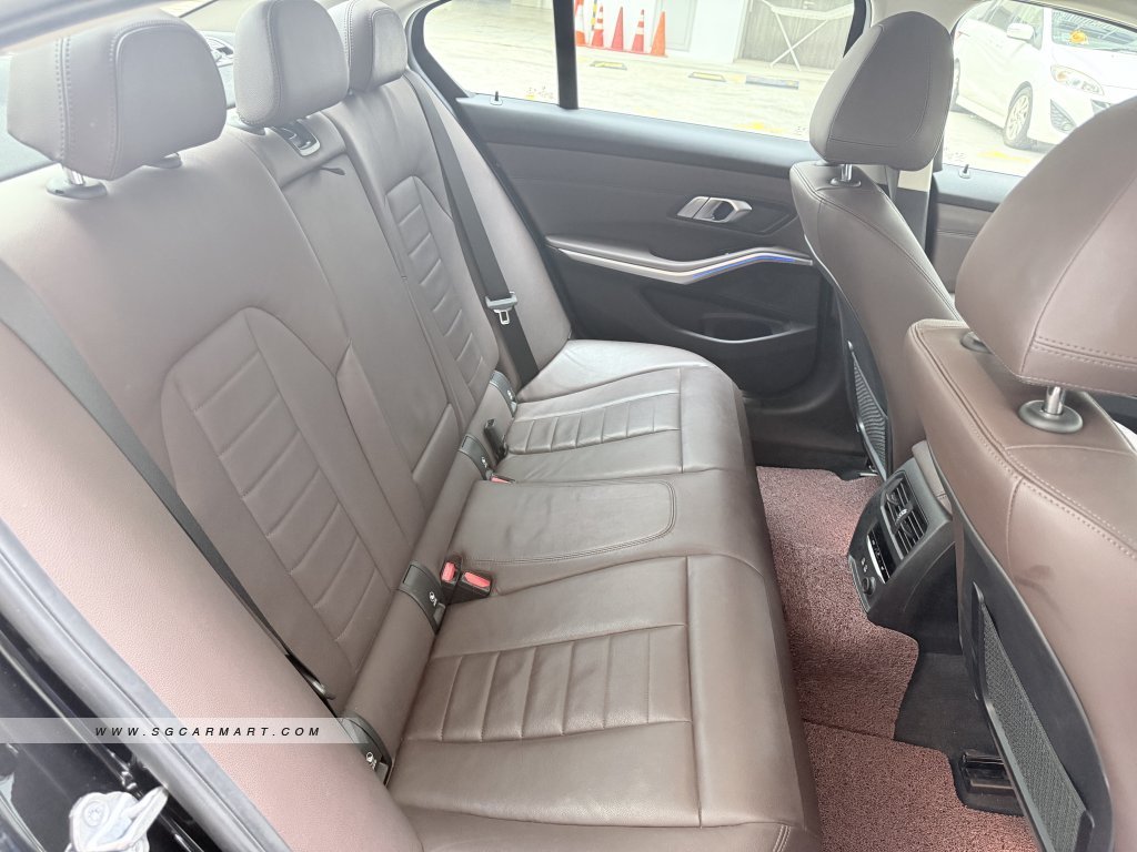 BMW 3 Series 320i Highline