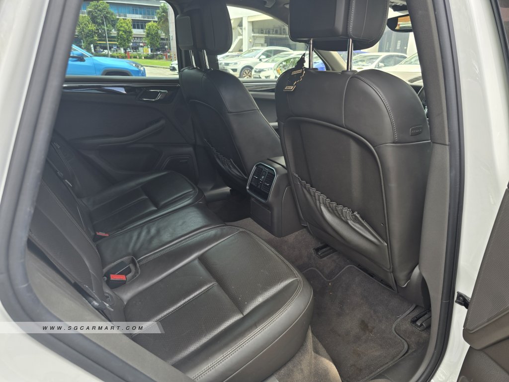 Porsche Macan S 3.0A PDK (New 10-yr COE)